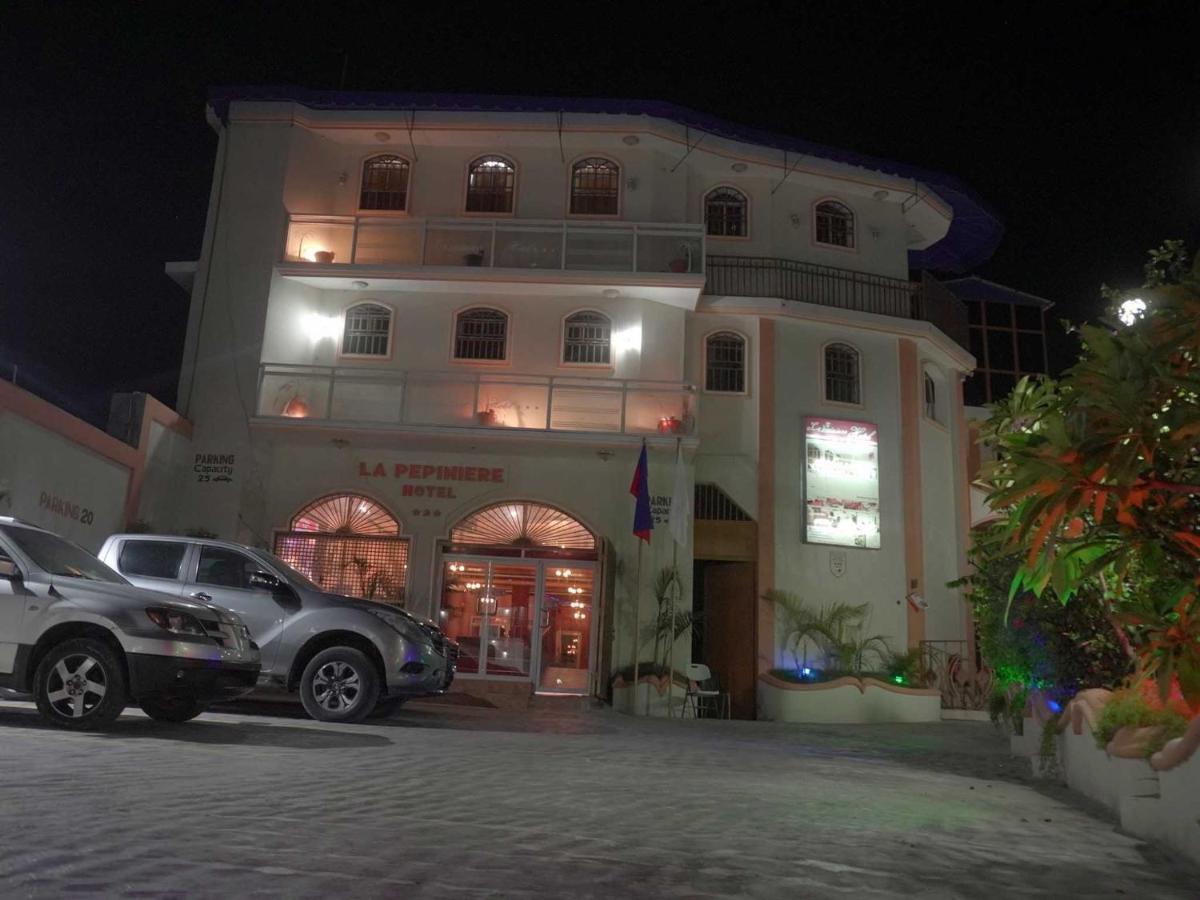 La Pepiniere Hotel Pétionville 外观 照片